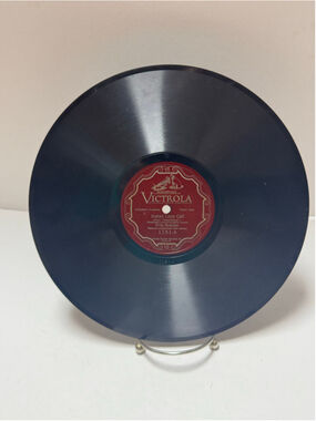 Victrola Vintage Shellac 78 RPM Record Fritz Kreisler Indian Love Call 10”